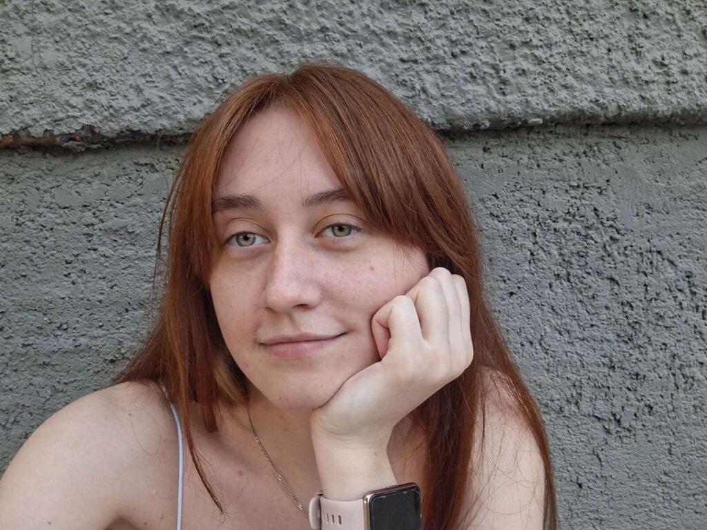 SkylerDi></p>

       
    </div>
    </div>
</div>
<div class=